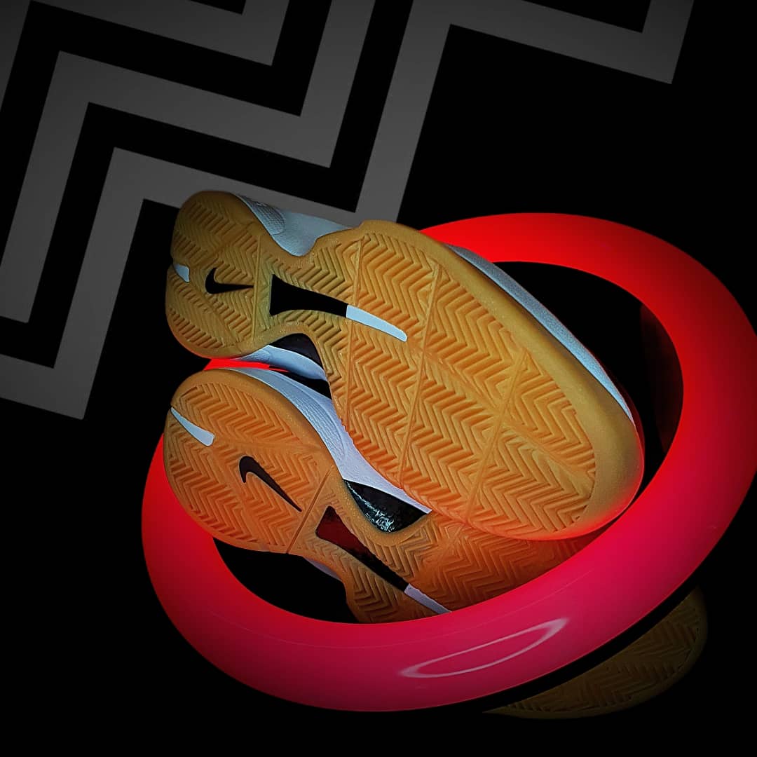 Air Zoom HyperAttack - Image 4