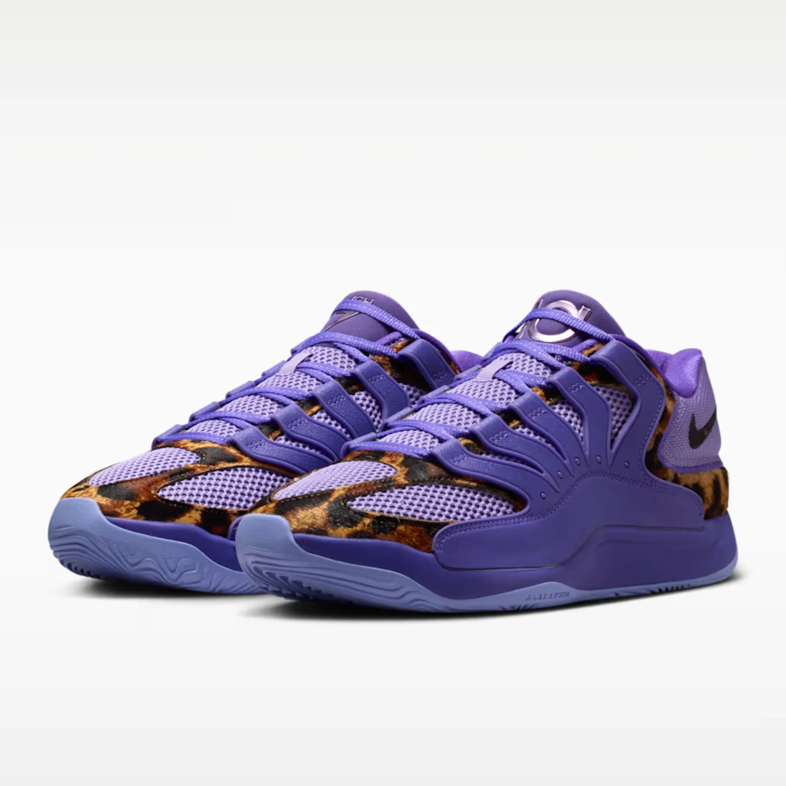 KD 18 x Chet Holmgren "Thunder and Reign" - Image 5