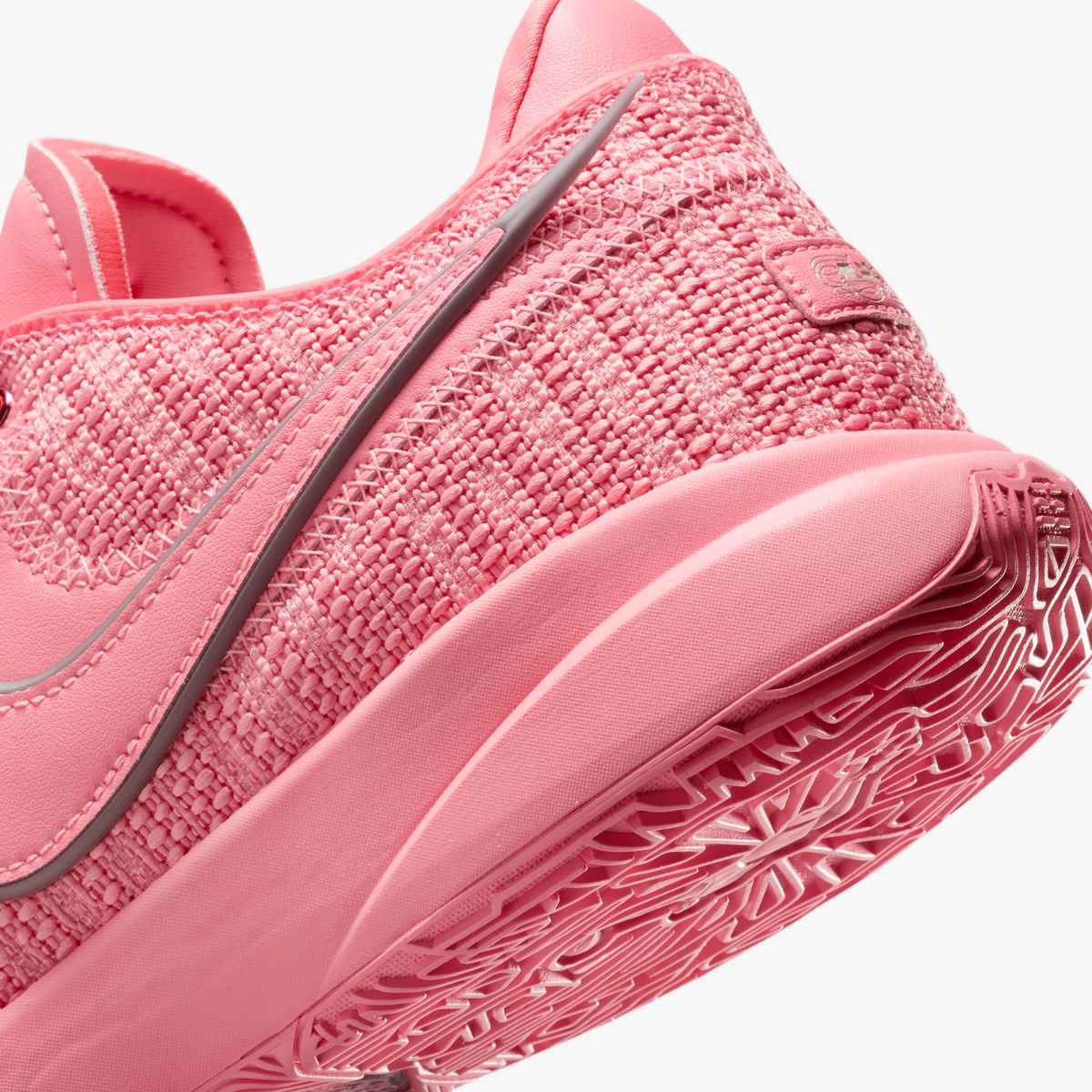 LeBron 20 Pink Diamond - Image 9
