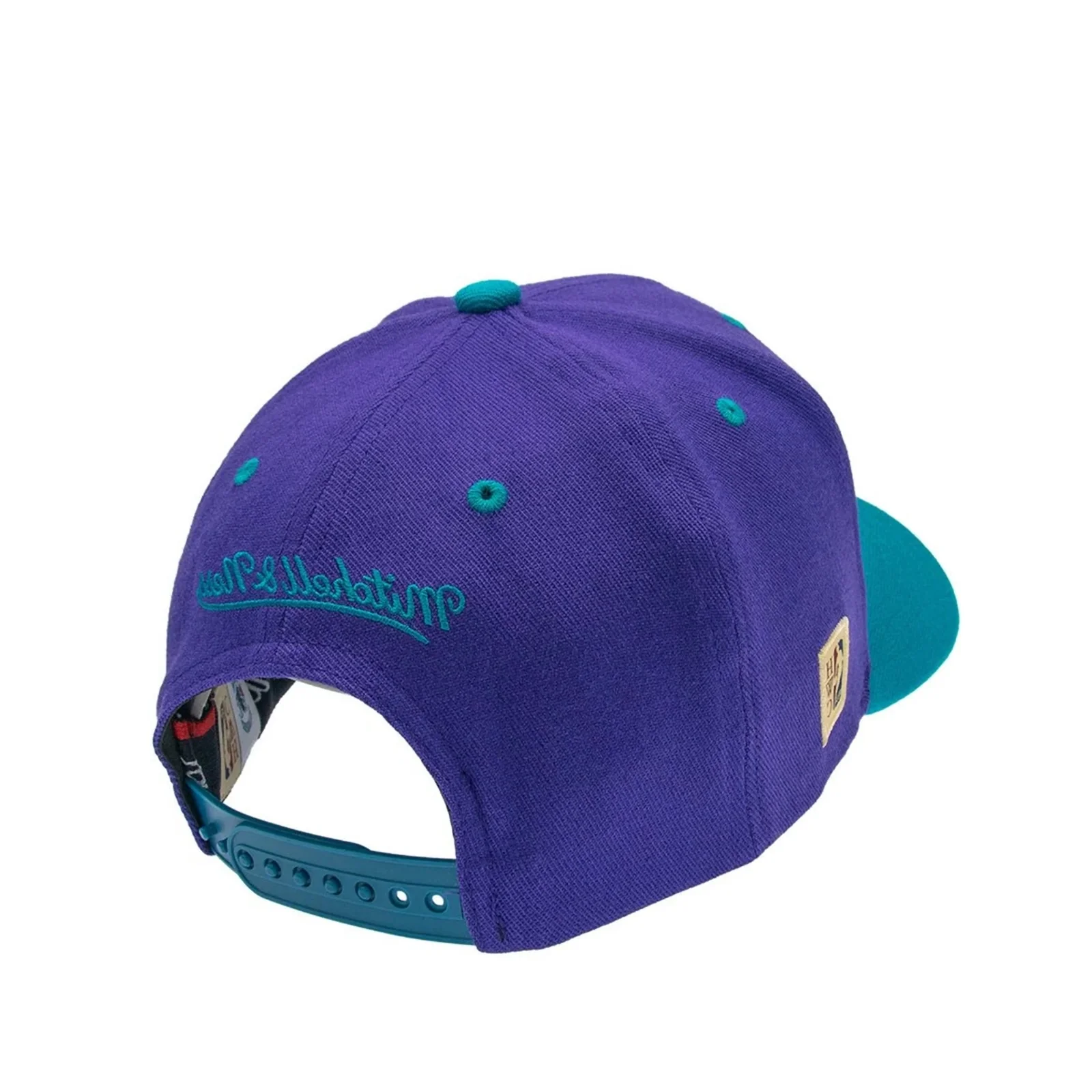 Team Arch Classic Red Charlotte Hornets - Image 2