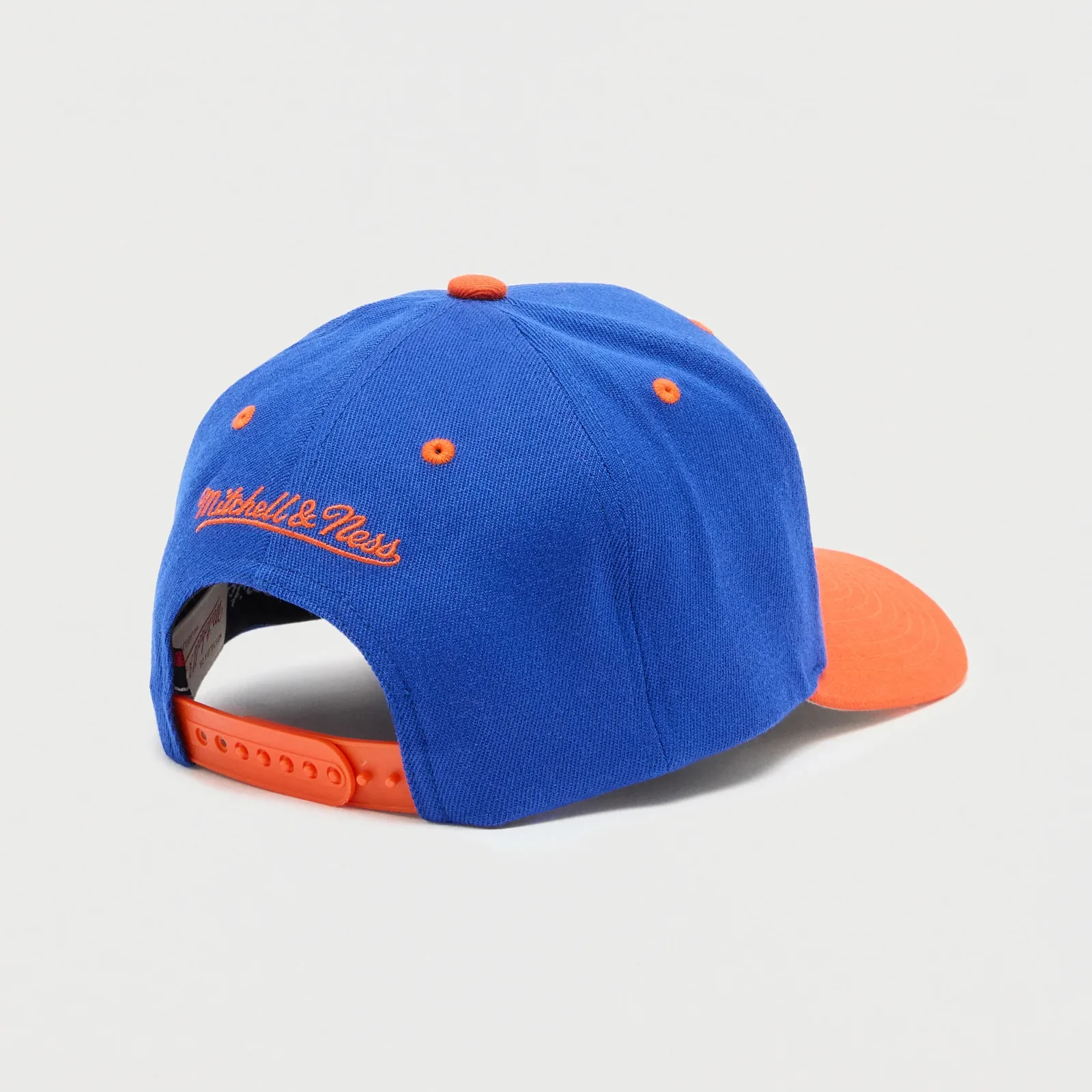 Team Arch Classic Red New York Knicks - Image 2