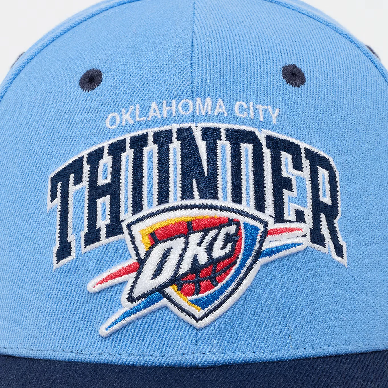 Team Arch Classic Red Oklahoma City Thunder - Image 4