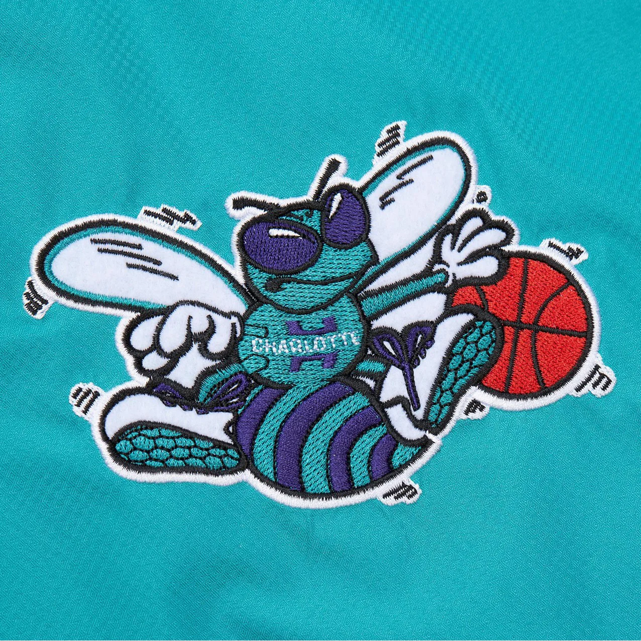 Unlined Windbreaker Vintage Logo Charlotte Hornets - Image 3