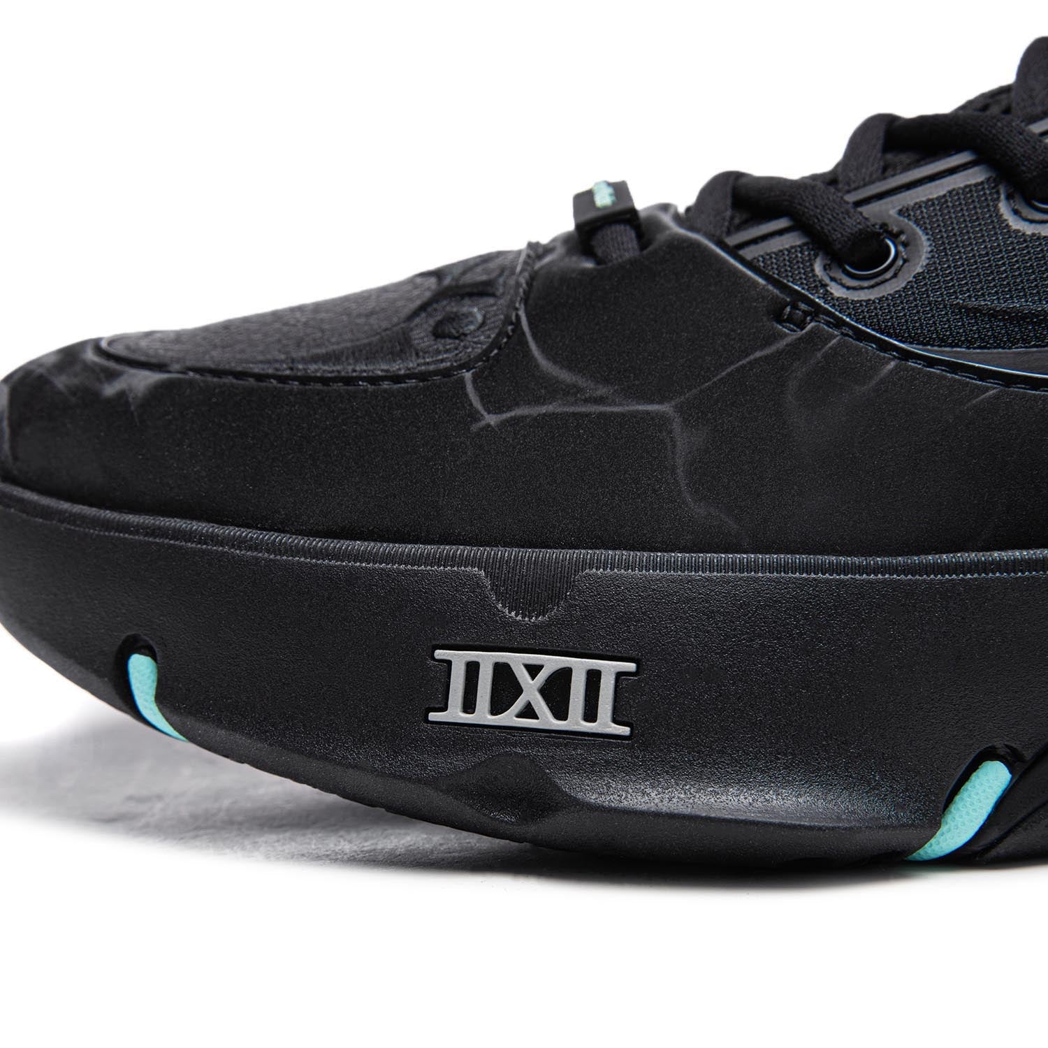Wade 12 Obsidian - Image 14